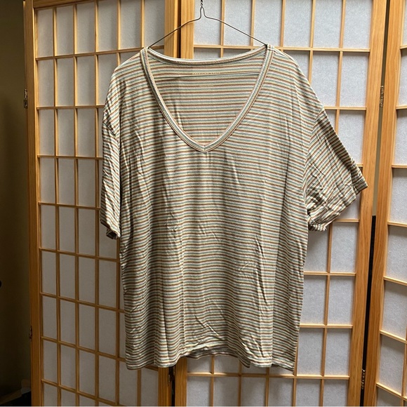 American Eagle Outfitters Tops - American eagle soft and sexy green striped tee